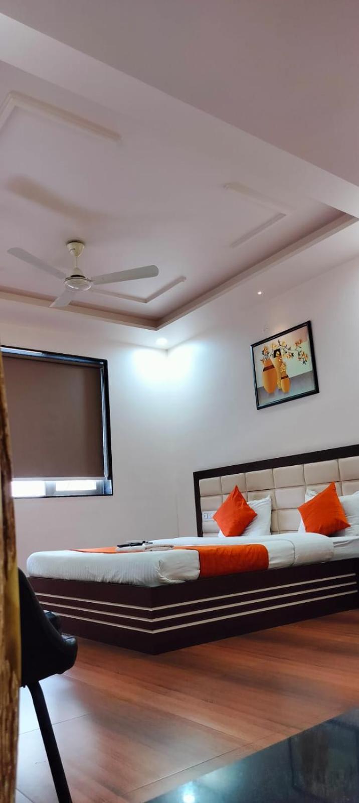 Hotel Raviraj Palace 拉杰果德 外观 照片
